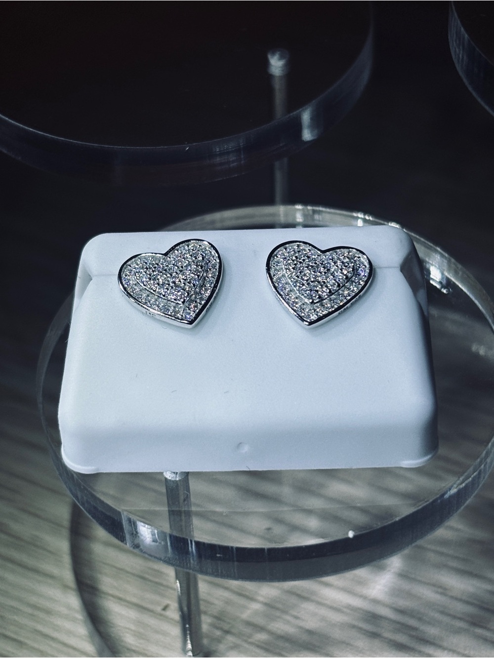 ✨𝐒𝐨𝐥𝐢𝐝 𝟗𝟐𝟓 𝐒𝐭𝐞𝐫𝐥𝐢𝐧𝐠 𝐒𝐢𝐥𝐯𝐞𝐫 𝐕𝐕𝐒 𝐌𝐨𝐢𝐬𝐬𝐚𝐧𝐢𝐭𝐞 𝐇𝐞𝐚𝐫𝐭 𝐇𝐚𝐥𝐨 𝐒𝐭𝐮𝐝 𝐄𝐚𝐫𝐫𝐢𝐧𝐠𝐬✨ - Picture 5 of 14
